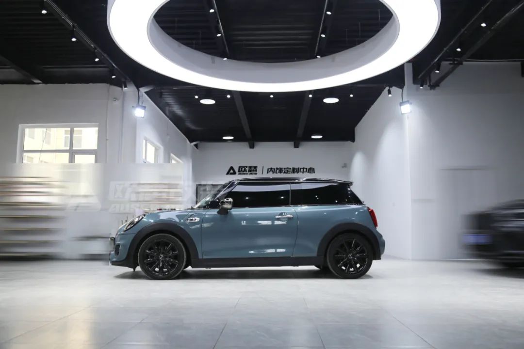 宝马mini升级jcw包围 改色尤加利青_搜狐汽车_搜狐网