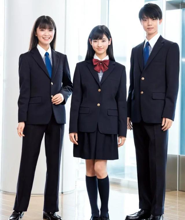 日本推行"无性别校服",男生在学校也能穿裙子了