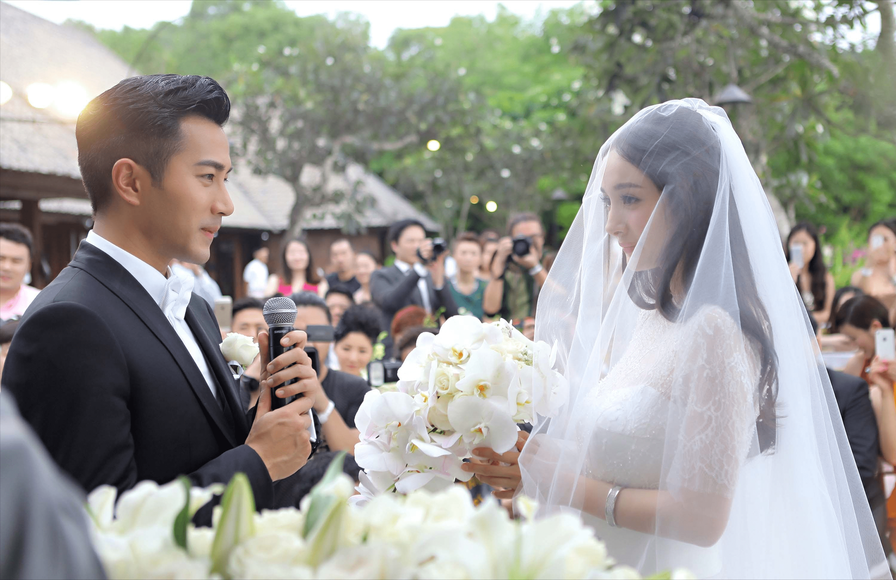 汪峰章子怡结婚照片图片