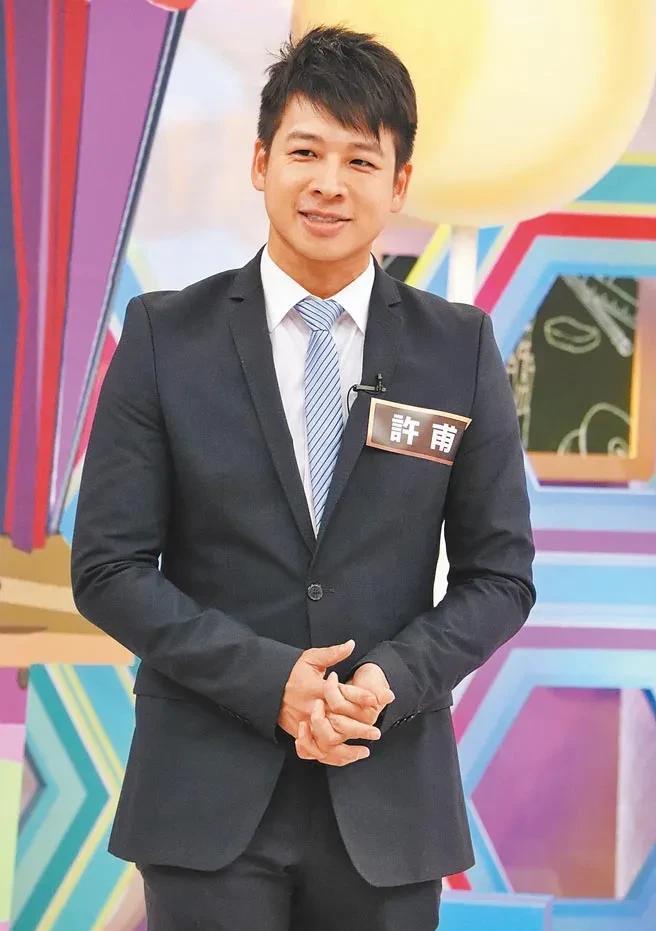 困境中的中天新闻台,这三年来离职了多少主播?_台湾省_网友_职中