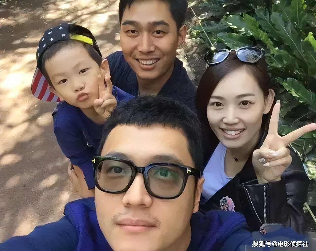 王宝强现身家乡活动现场,心情大好,未受女友冯清的事情影响_马蓉_成为