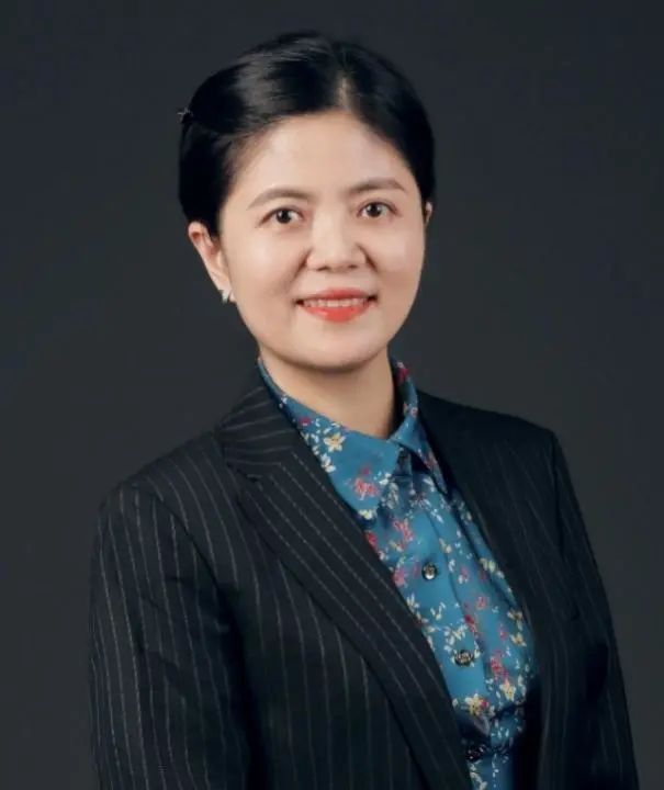 通讯作者,第一作者贾欣和第二作者李紫阳为张玲教授课题组博士研究生