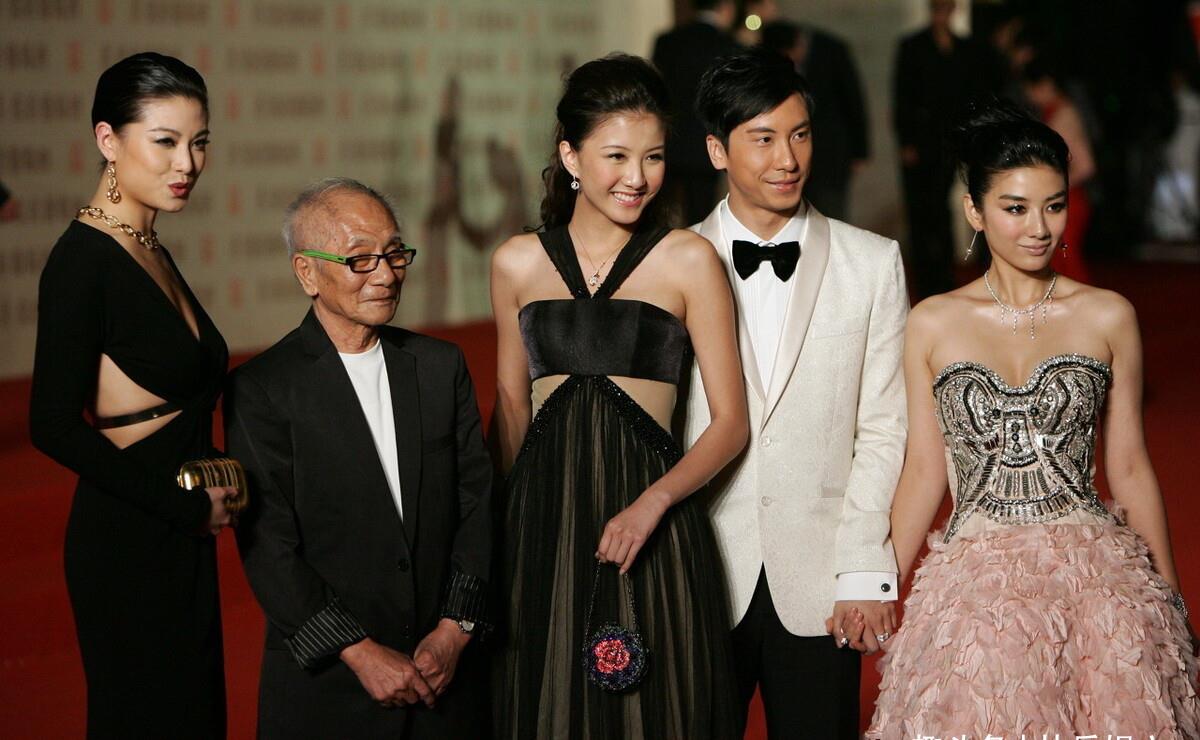 黄奕喜欢坦荡,王侃犯了致命的错误_女子_嘉宾_男人