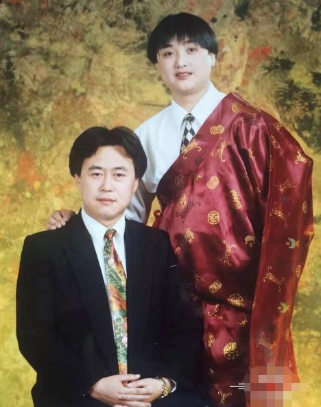 1995年洛桑去世,被疑赵本山所为,20年后恩师博林揭开真相_相声_笑星