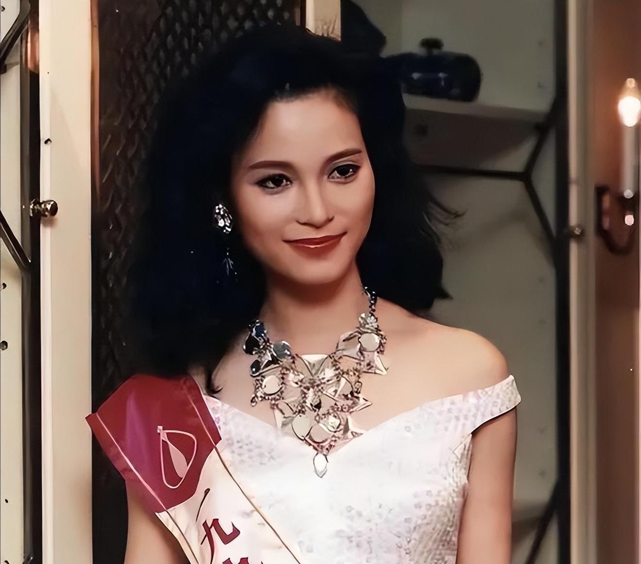 她瞧不上穷小子吴京,一任男友猝死,二任男友出嫁,51岁仍单身_樊亦敏