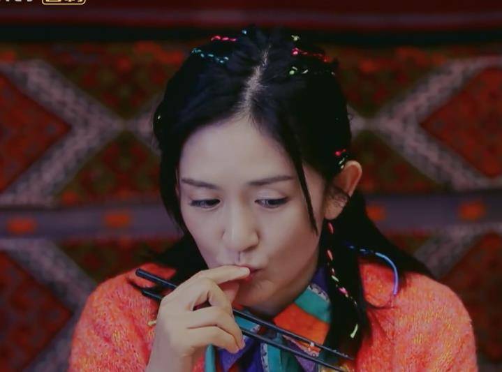 谢娜的手,霍思燕的手,杨千嬅的手,差距真的好大_张杰_女人_爱情