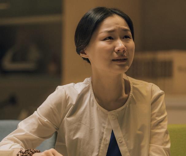 拒做李佳琦老板娘,金靖不再是只会搞笑的喜剧人_表演_观众_胡晶晶