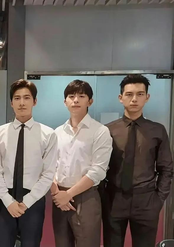 《睡在我上铺的兄弟》发布会李现&易烊千玺/图片来源:微博吴磊&李现