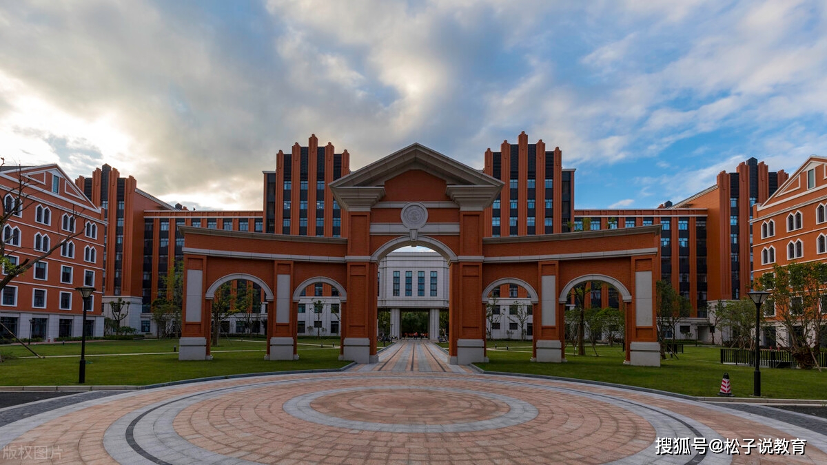 上海交通大学临港校区图片