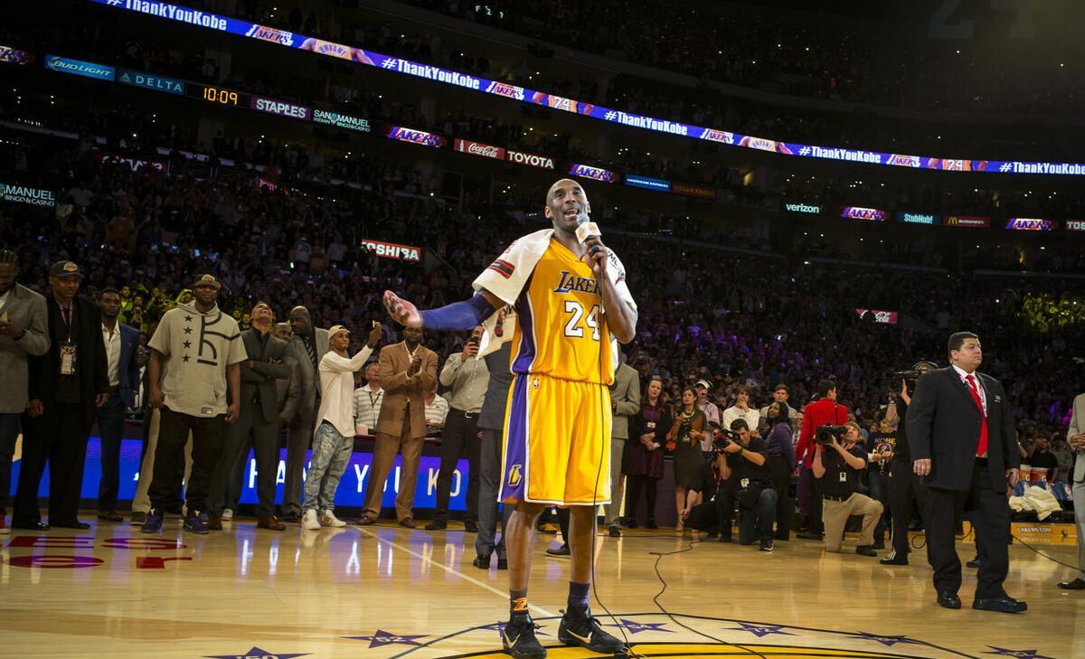 2015-16赛季,是"小飞侠"科比的最后一个赛季,此时的他已经38岁了,再加