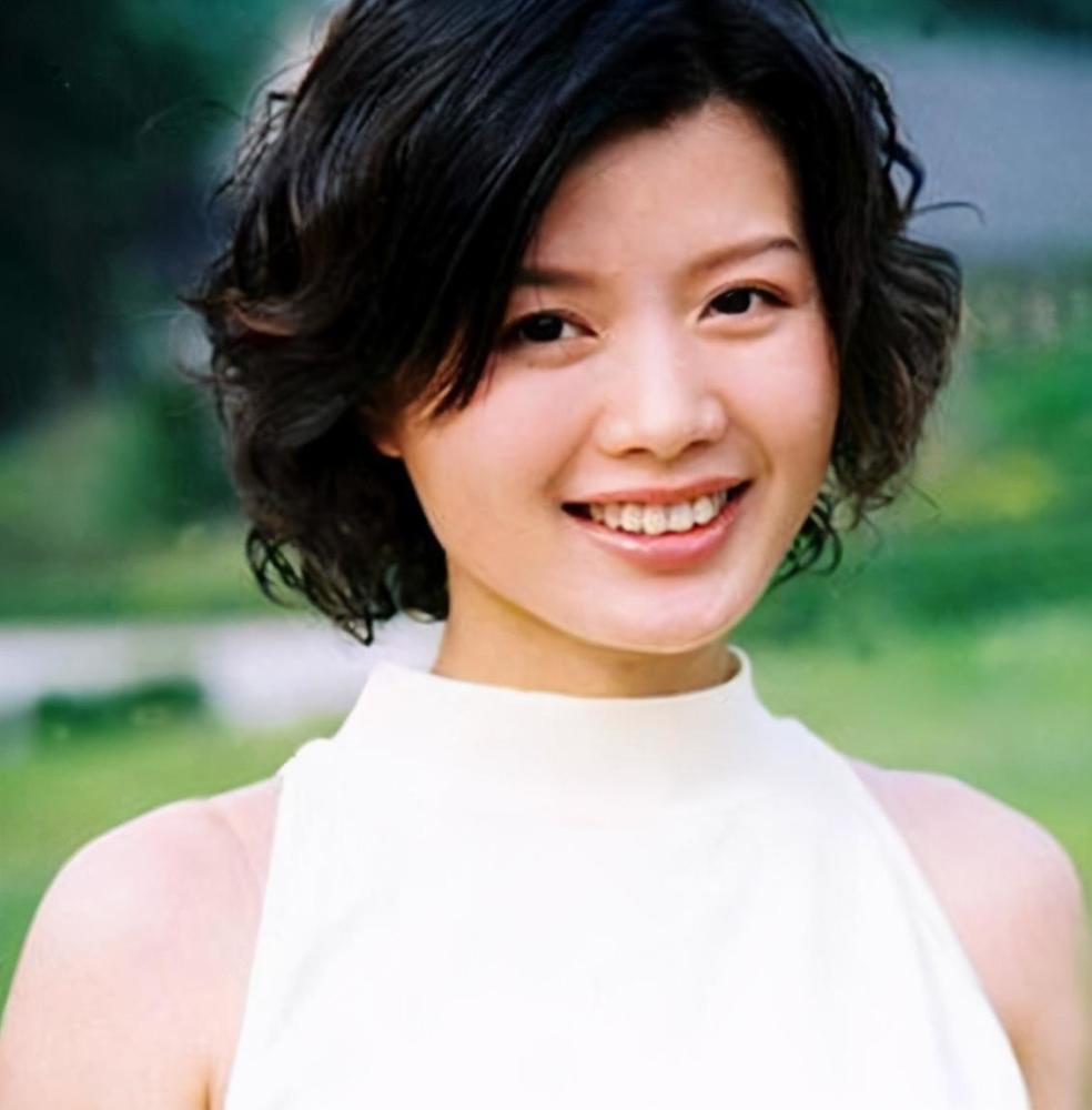 程愫花21年捧红男子却遭遇分手,分手5年后她的报复堪称教科书_傅程鹏