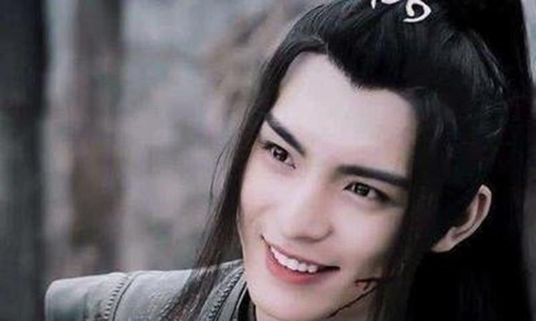 薛洋的出现,给了孟瑶一个极好的转机.