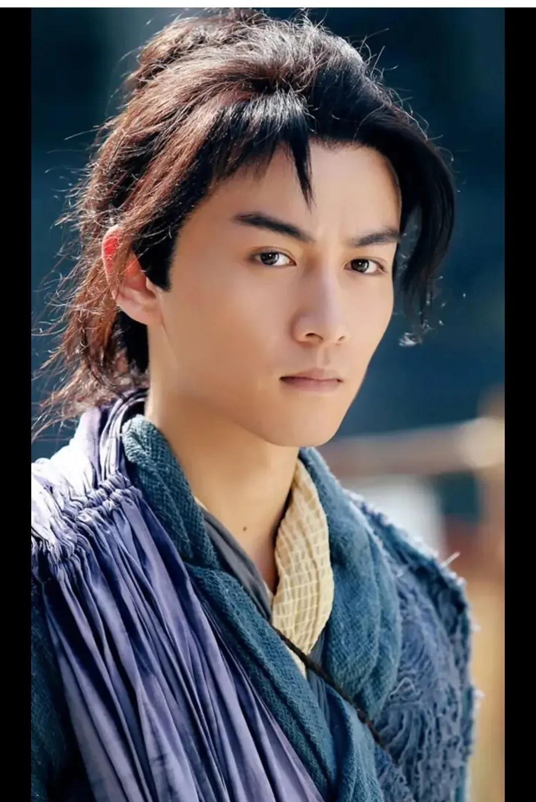 陈晓#非常好的一个演员,希望陈晓以后得演艺事业更上一层楼!