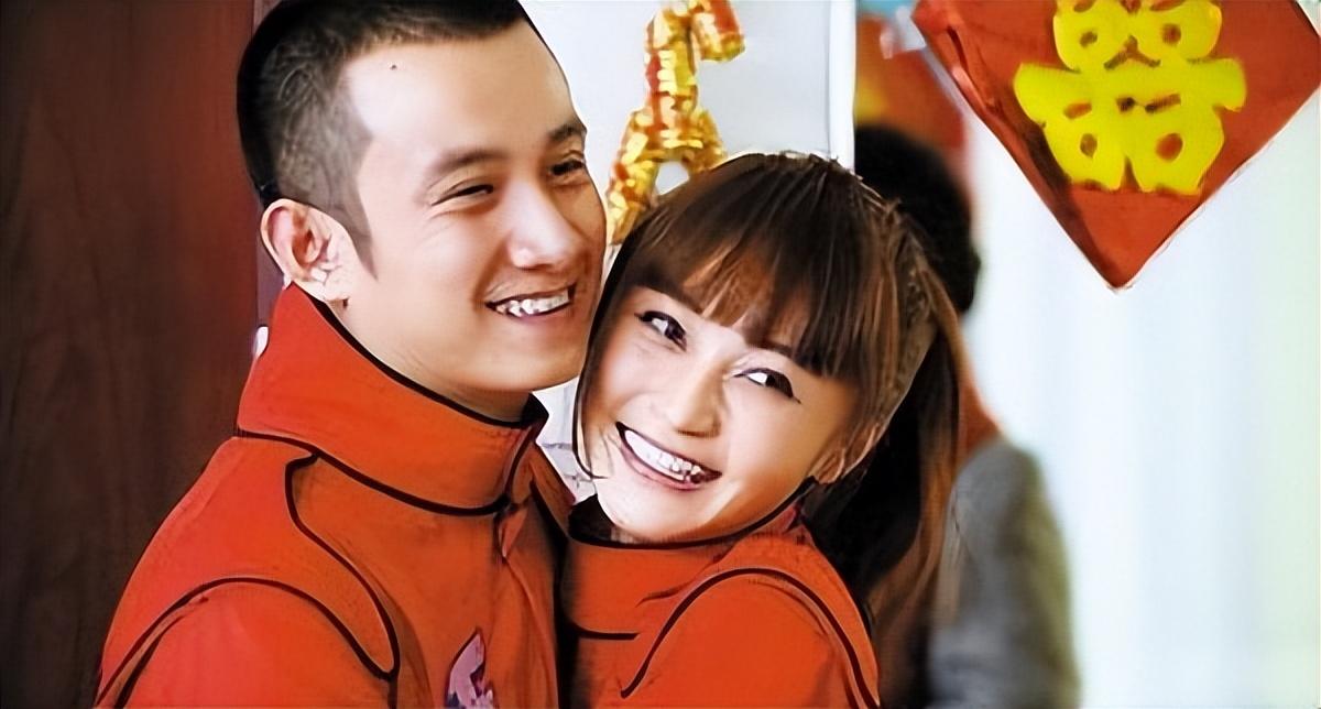 而女子作为新人小白,就如同当时小哥仰慕马伊俐那般,对他十分崇拜