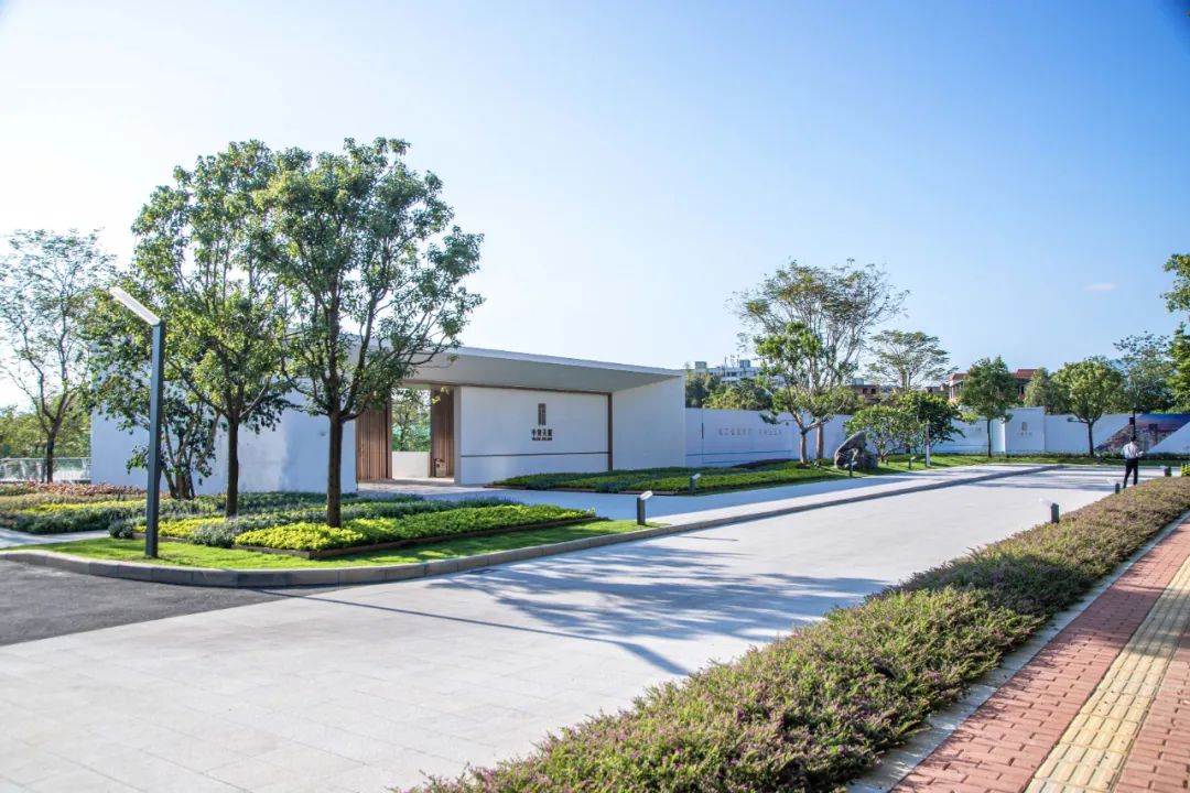 【清远保利花园学府里】售楼部电话400-022-8887转9999-24小时售楼