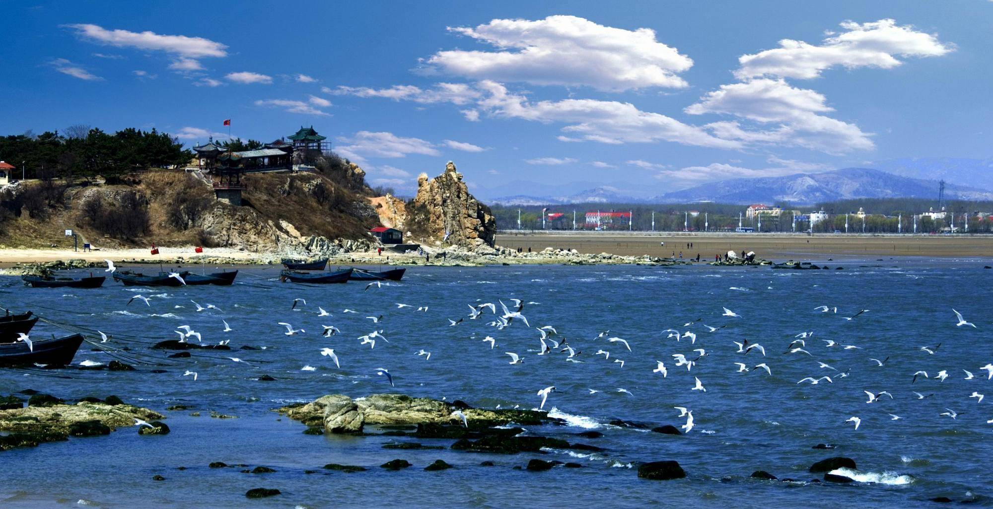 原创 秦皇岛北戴河好玩吗?可以冲浪,看海景,吃海鲜,很值得一去