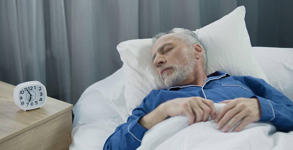 60岁后要少动,休息才是最好的运动?你认同吗?_老年人_身体_年龄