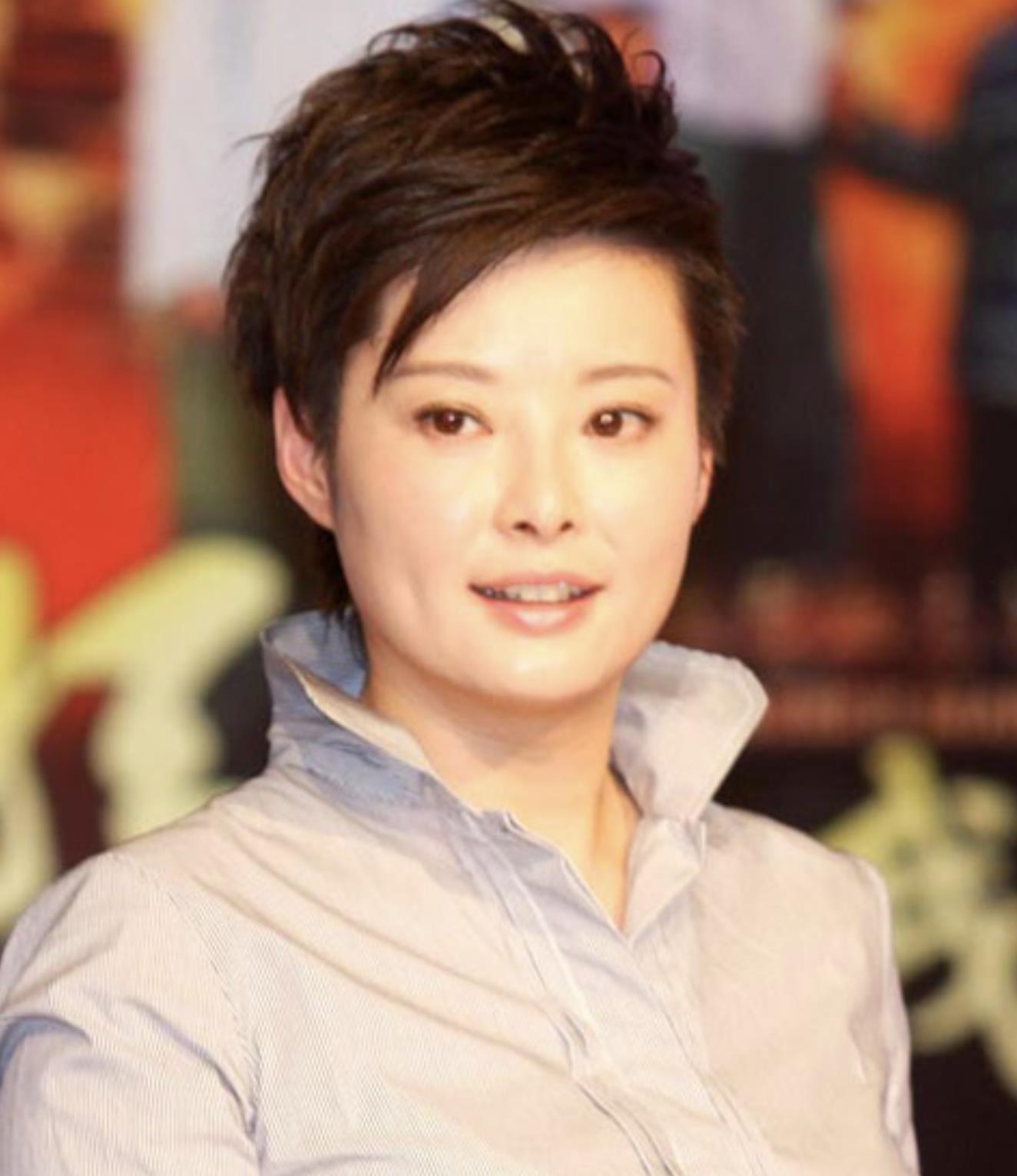 袁立,终于为她的"口无遮拦"付出了代价_徐威_自然_男孩