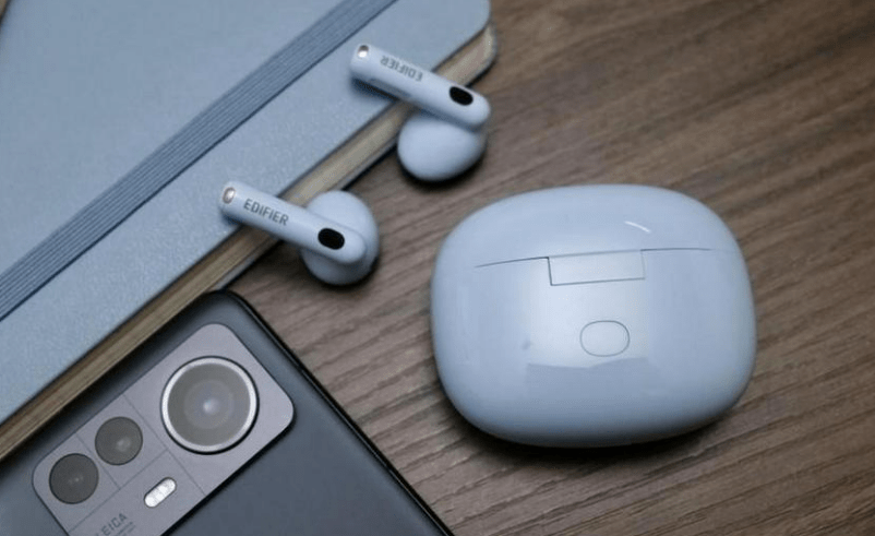 三百左右的蓝牙耳机哪个音质好？三百左右音质最好的蓝牙耳机推荐