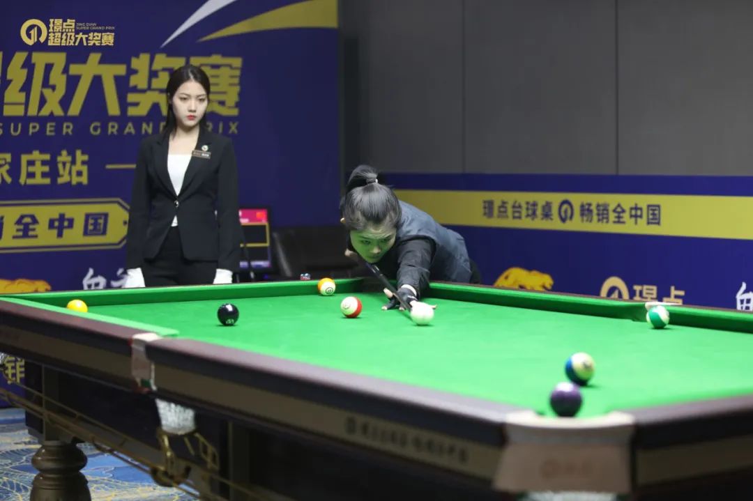 摇滚女孩张沐妍首战双赛点险胜 请假20天开启"台球少女"模式_比赛