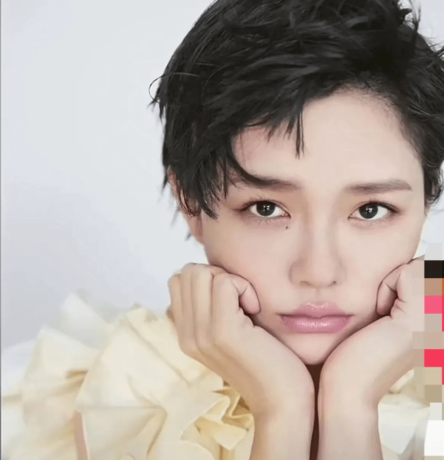 大s剪短发扮嫩拍大片,嘟嘴卖萌被侃"大妈扮少女"_汪小菲_网友_生活