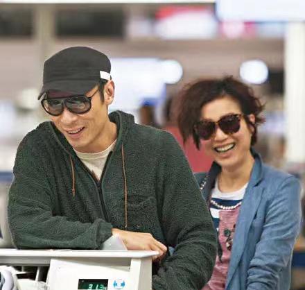 看完《世间有她》,终于知道梁朝伟为何说郑秀文"封后指日可待"_电影