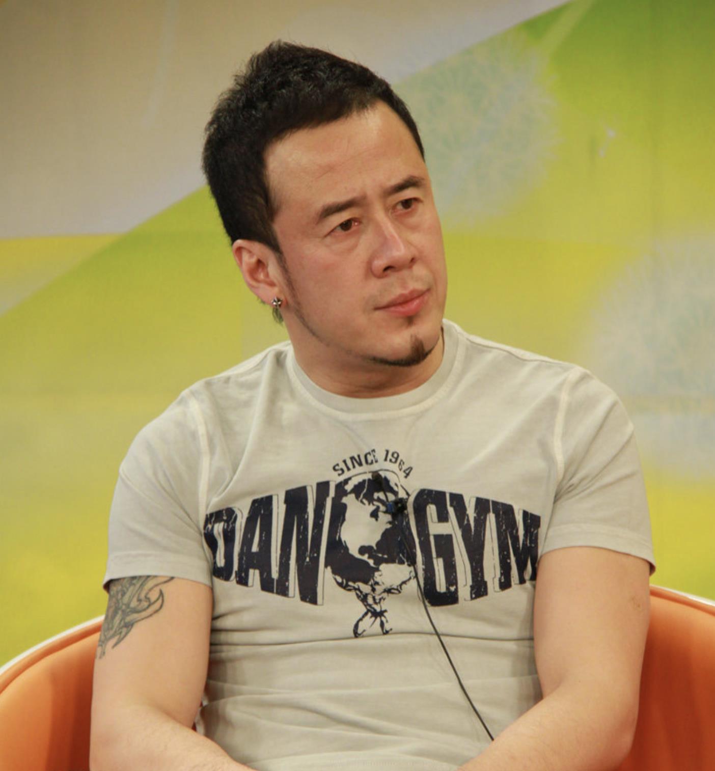 这一次,50岁的杨坤,不再被世界宽容_父亲_生活_因为