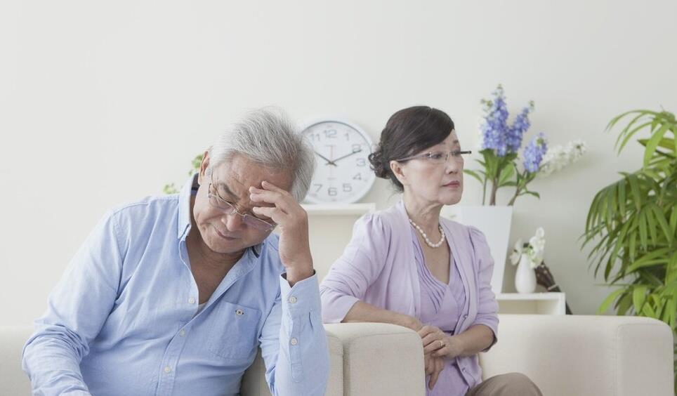 “五十望人三不争，六十望棺三不有”什么意思？