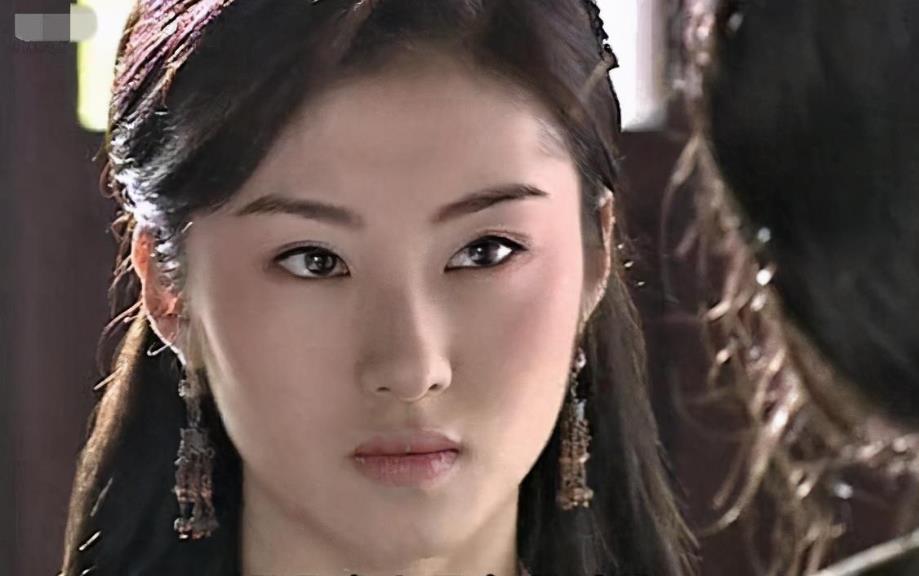 演员秦子越:嫁给离异偶像聂远,卑微里寻求幸福,她到底图什么?