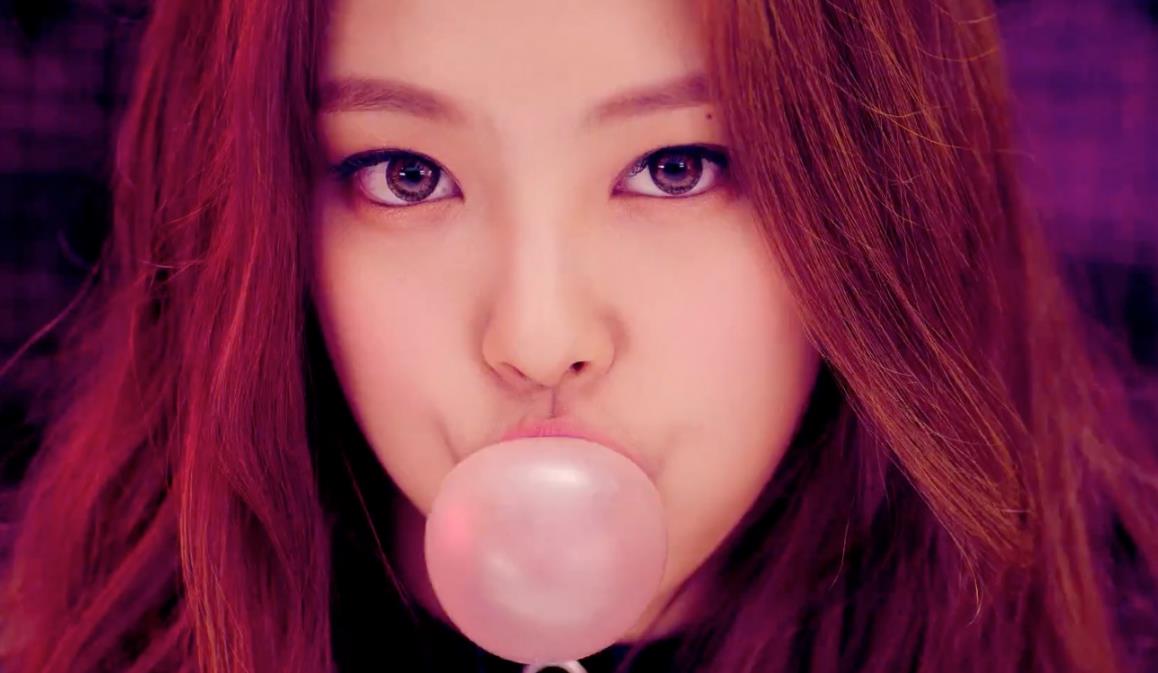 金智妮新专辑,护士形象被误解,yg出面回应_mv_公司_工作