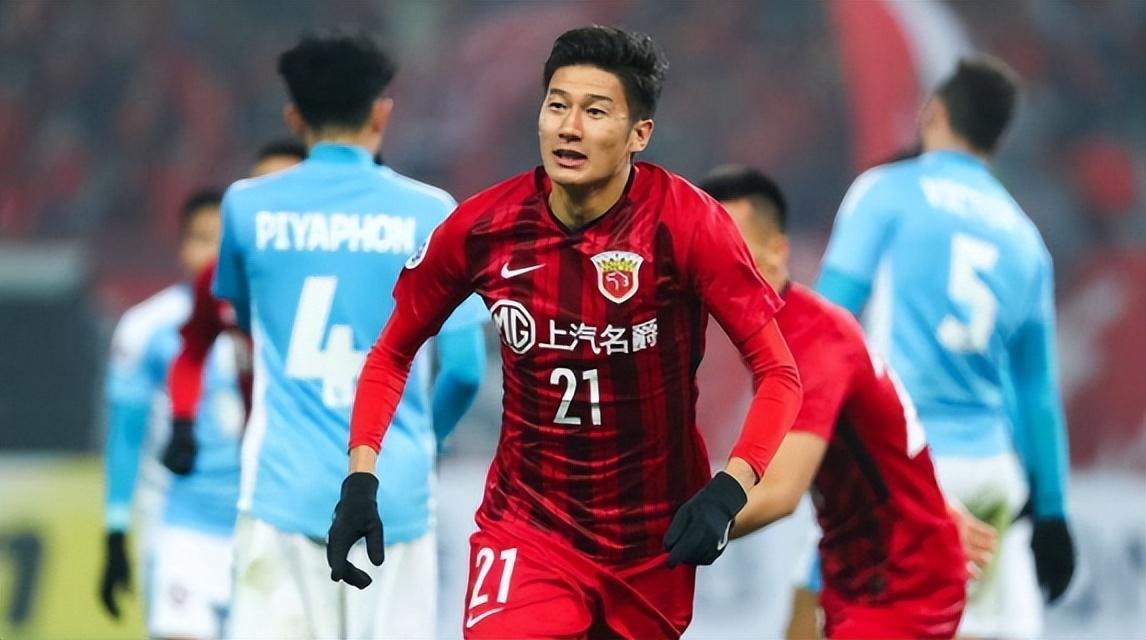 前荷甲飞翼意外无缘本轮上港大名单,已以新身份公开亮相_于海_比赛