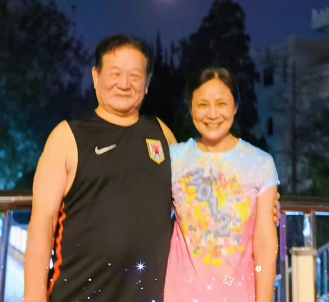 的经历颇为励志,北京奥运会后随队闯入八强的杜锋正式告别国家队生涯