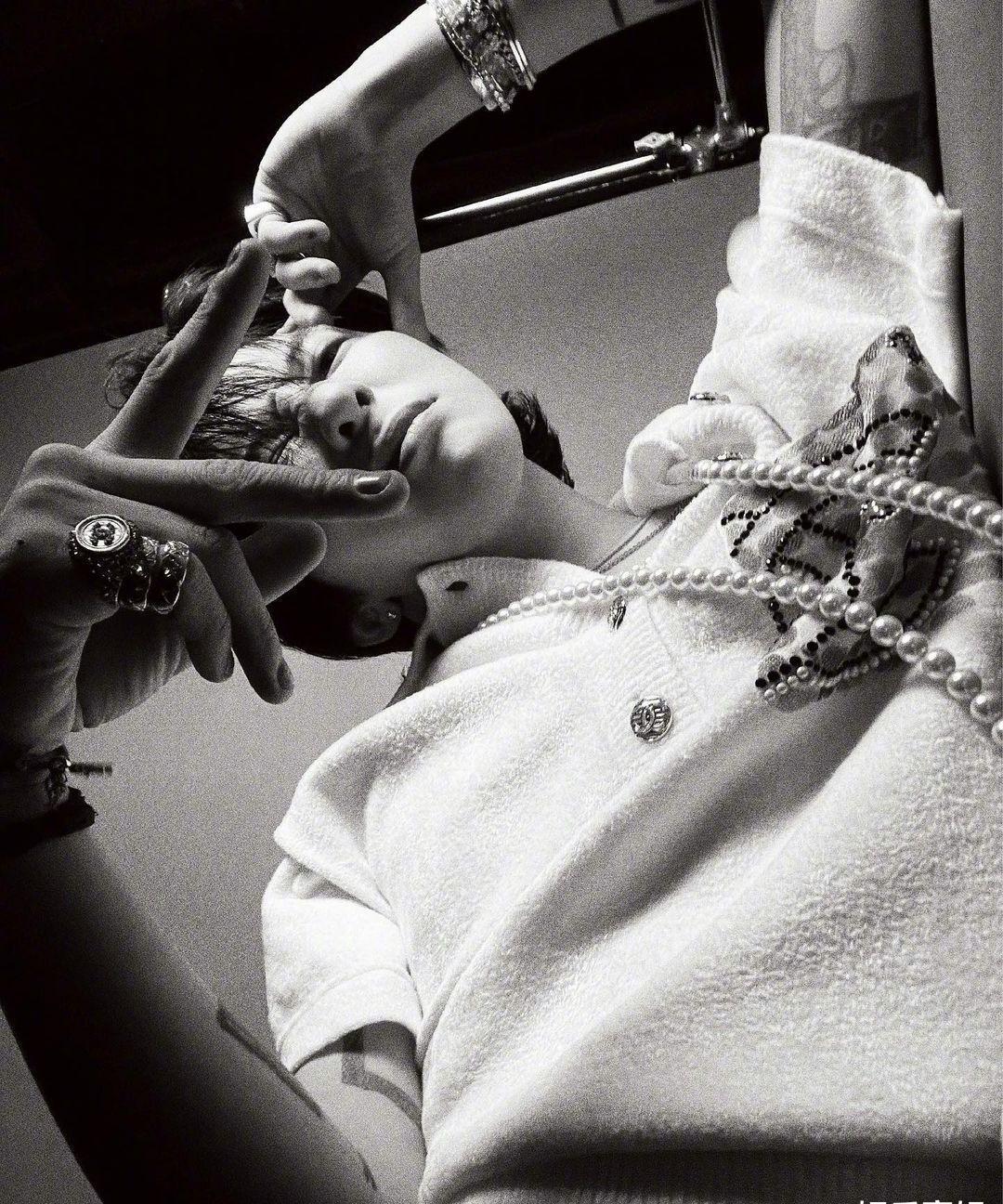 权志龙《dazed》四月封面人物,大佬出街,一如既往的颓丧气质_时尚