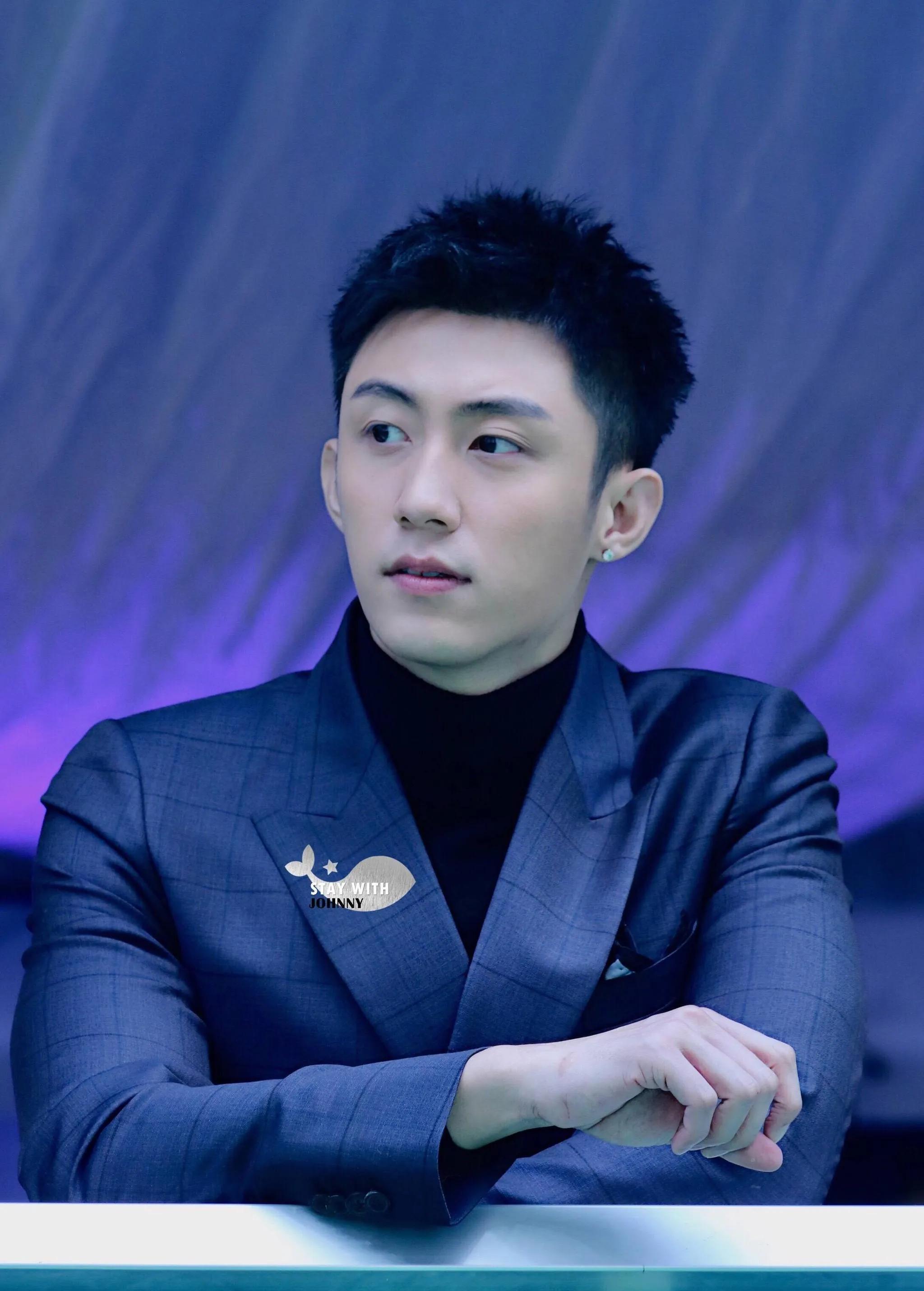 娱乐圈传来消息,迪丽热巴,古力娜扎,王一博,成毅,秦岚,林心如_周迅