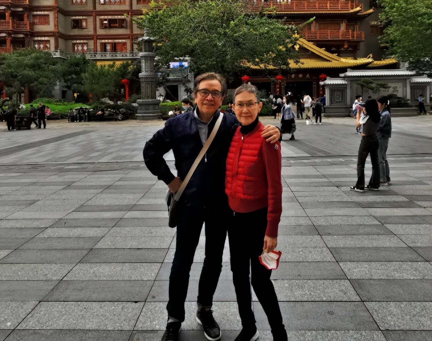 祖孙三代长得一模一样,还有曹永廉女儿的大长腿_李琳琳_工作_妻子