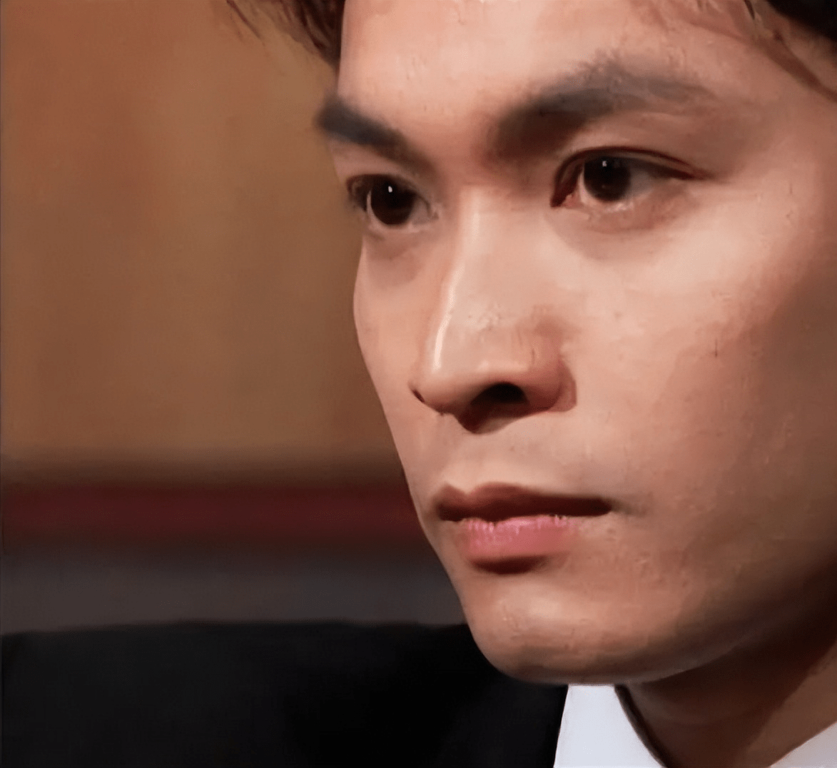 tvb男星骂哭无数网友:7万块都拿不出来,你打什么工啊_郭晋安_张国荣