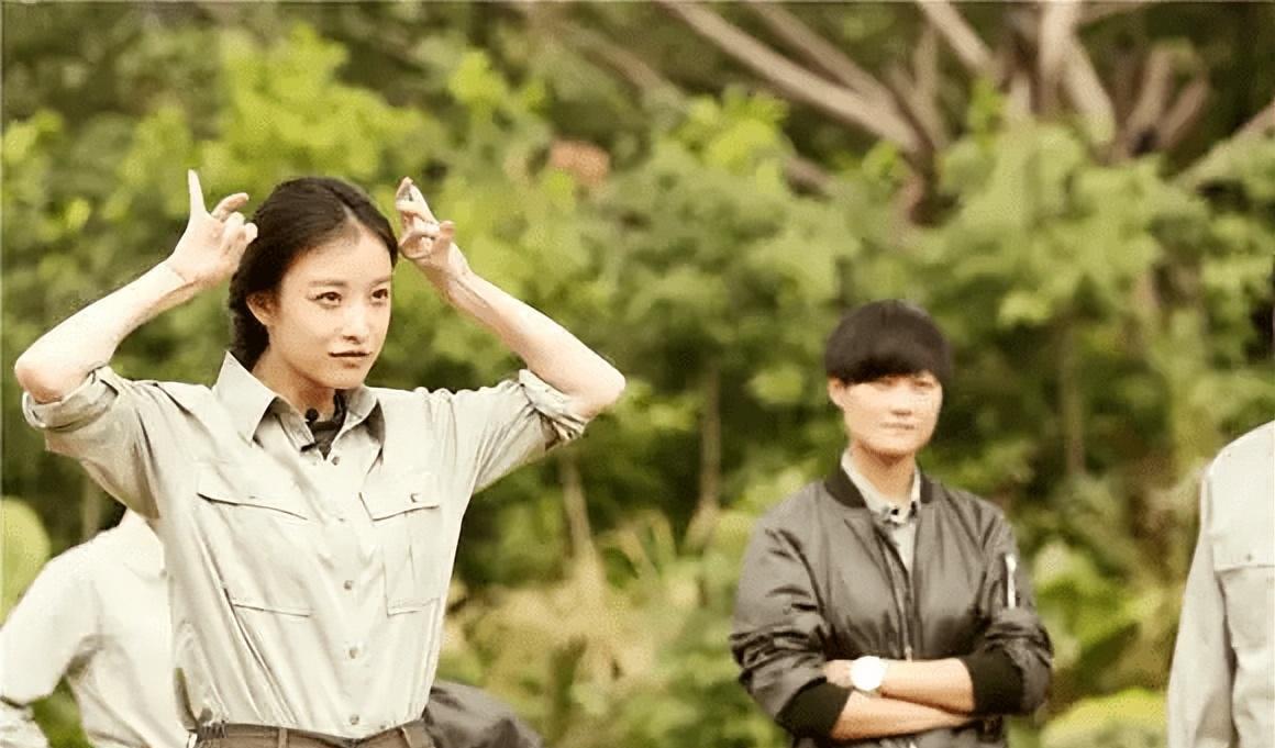 杨幂自作多情,自掏腰包讨好gucci,最后却是倪妮拿到了代言_李宇春