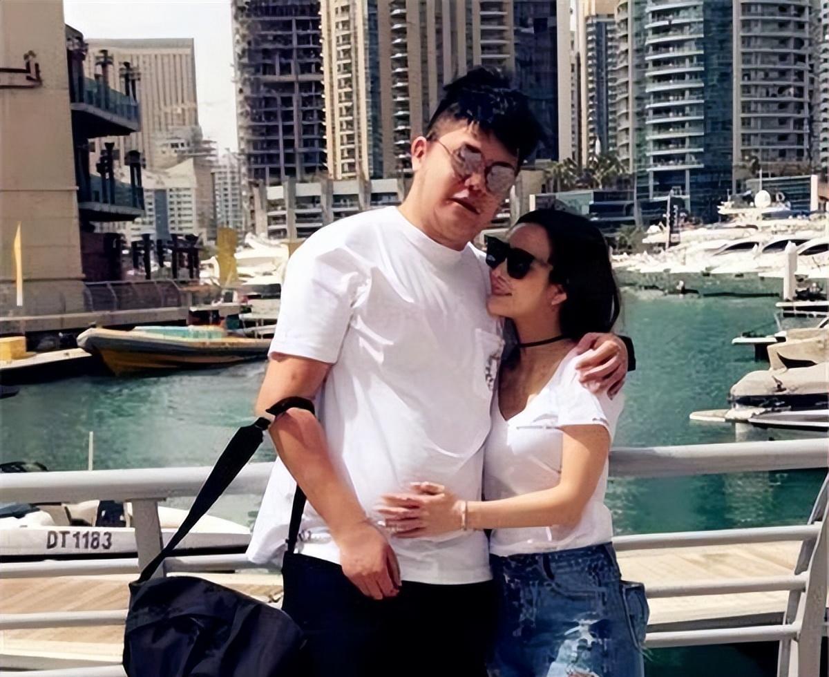 7亿,被抓后惨遭抛弃_张晓恩_杨怡潇_直播