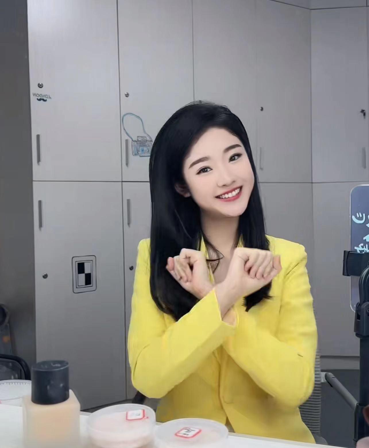 外剧枝子竟是新一代花城美女_何文茵_冯子晴_观众