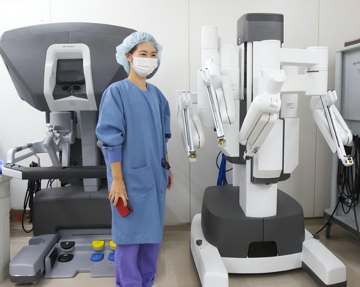 国外已经用机器人做手术!_达芬奇_功能_腹腔镜