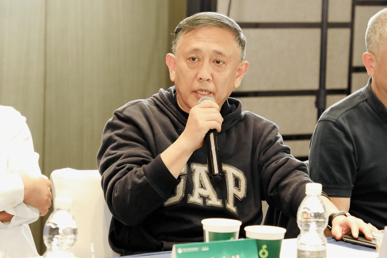北京大学国际医院耳鼻咽喉头颈外科孙建军教授↓"祝贺玖益,走到今天不