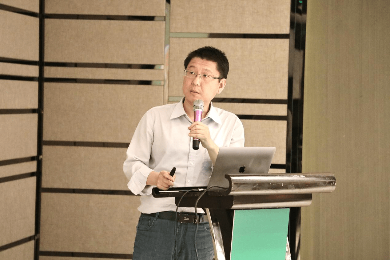 玖益联合创始人张志平博士主题分享【与会专家结合临床经历,对国产