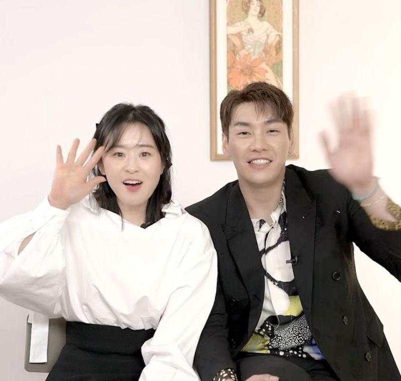 44岁穿卡通服,韩剧女王演穿越,帅气金英光能给崔江姬爱情吗_电视剧