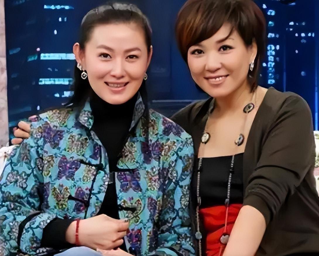 曾经饰演潘六姐的她,孑然一身年近半百,王思懿闪婚