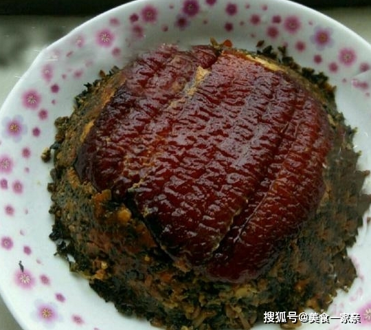原创            正宗扣肉的家常做法，做法其实也不难，过节在家就能自己做！（扣肉做法最正宗的做法视频教程）