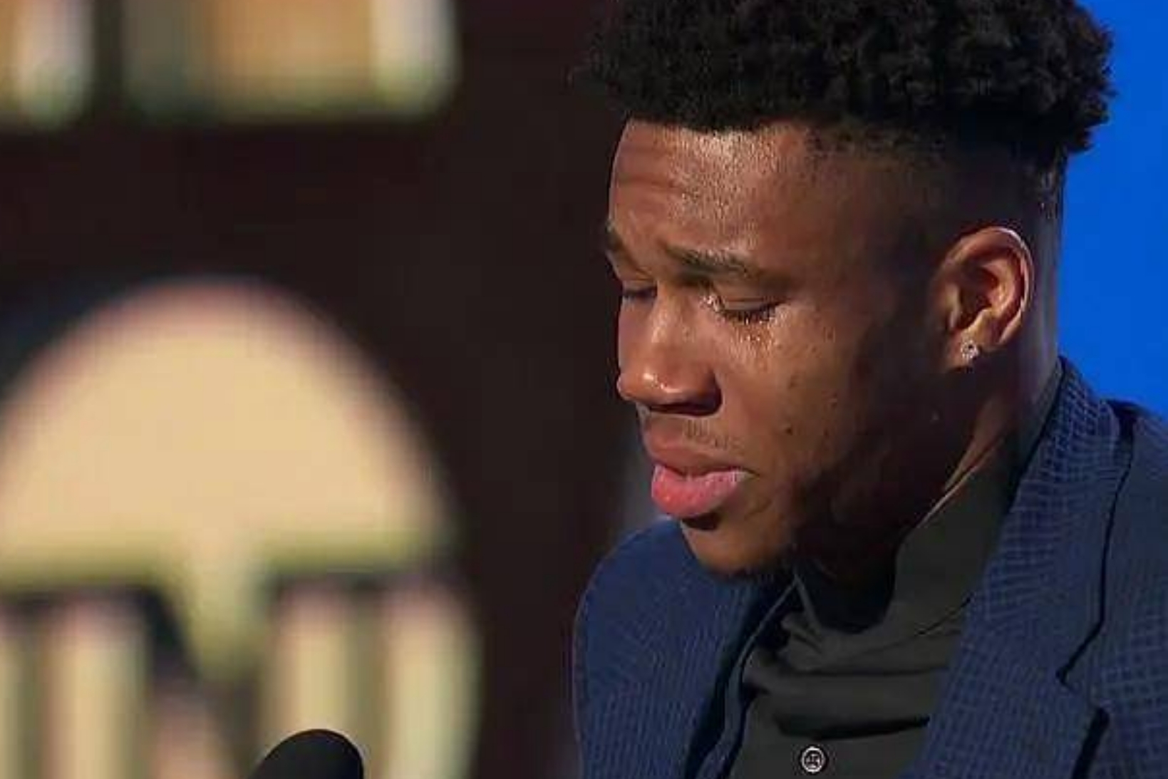 詹姆斯与字母哥的巅峰对决谁才是真正的联盟第一人