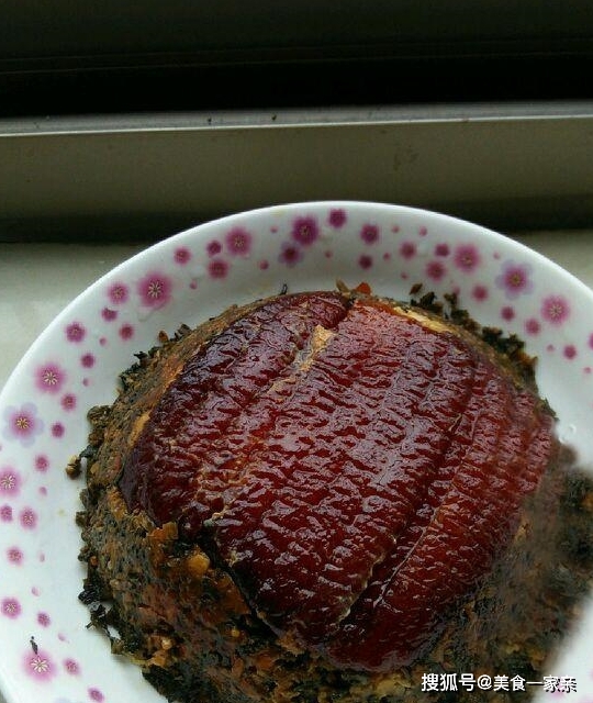 原创            正宗扣肉的家常做法，做法其实也不难，过节在家就能自己做！（扣肉做法最正宗的做法视频教程）