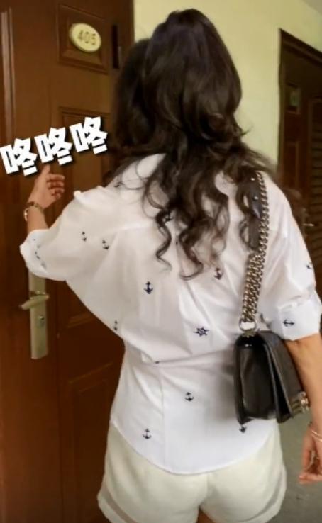 雪瑞姑姑:"冻龄奶奶"走红网络,抖音第一富婆,62岁活成18模样_生活