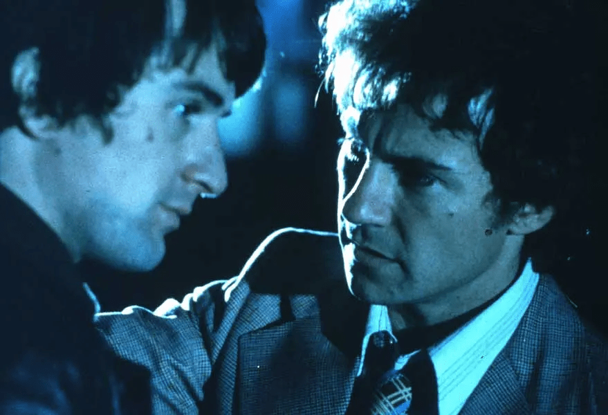 《穷街陋巷》如何用非线性的手法,展现了人物复杂的关系与矛盾?