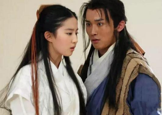 为演"杨过"自愿剔骨,却被刘亦菲嫌弃出局,这才成就了黄晓明!